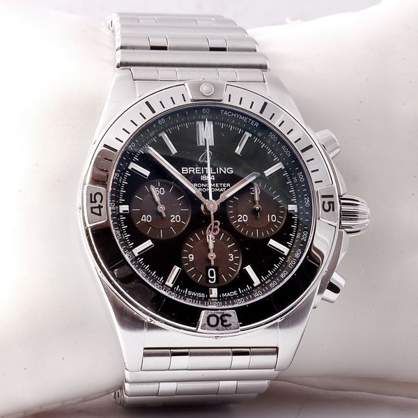 Breitling Chronomat B01 42 AB0134